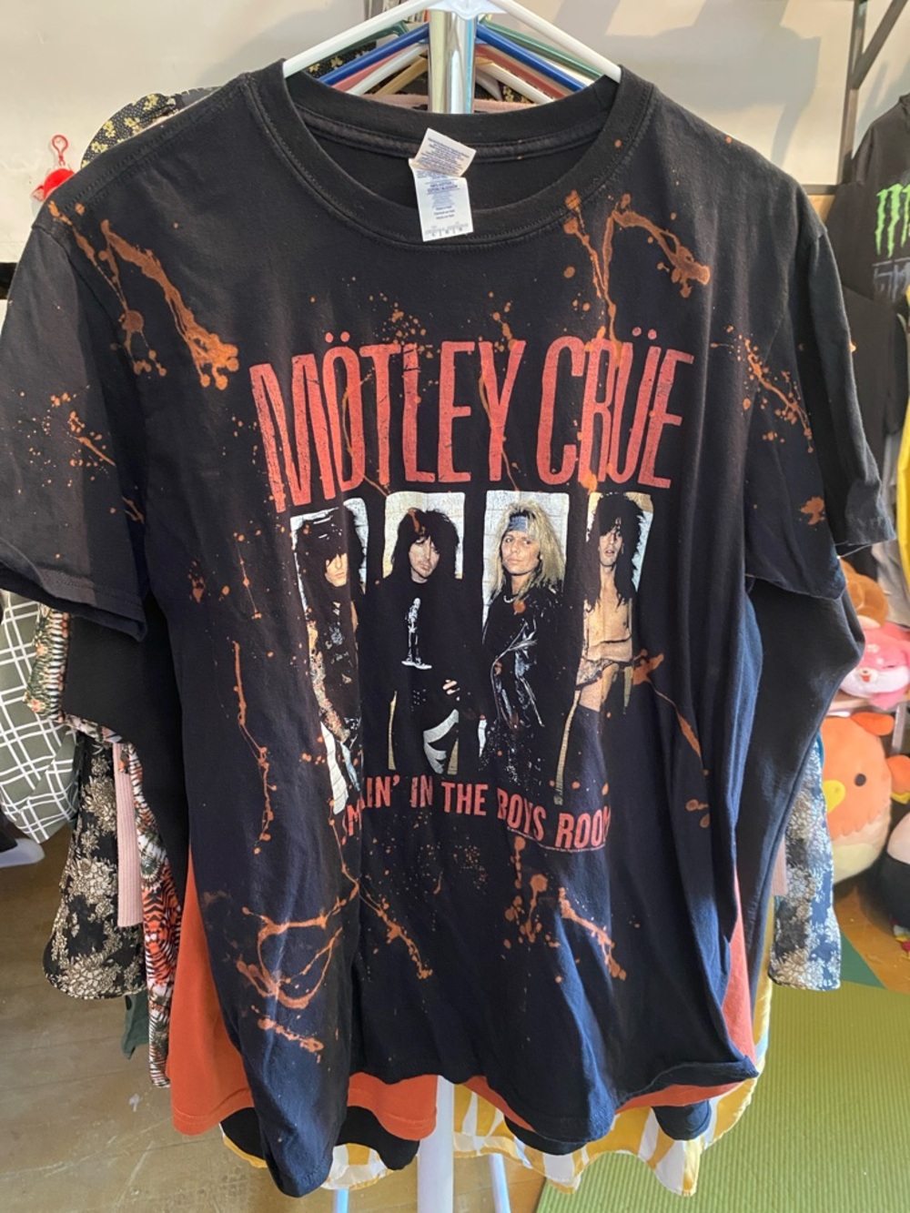 Gildan Black Motley Crue Graphic Tee with Orange Splatter - Picture 1 of 5
